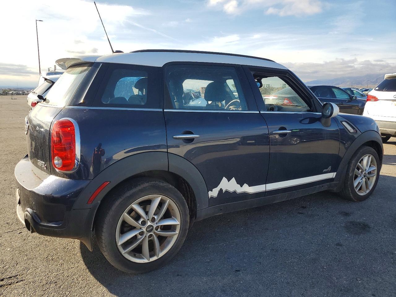 2011 Mini Cooper Cou - Image 3