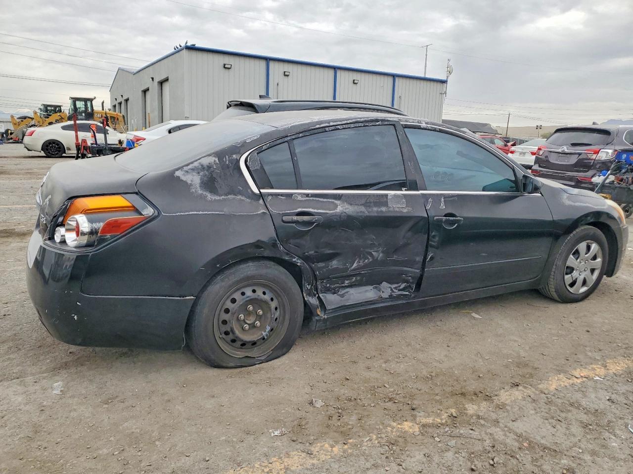 2011 Nissan Altima Base - Фото 3