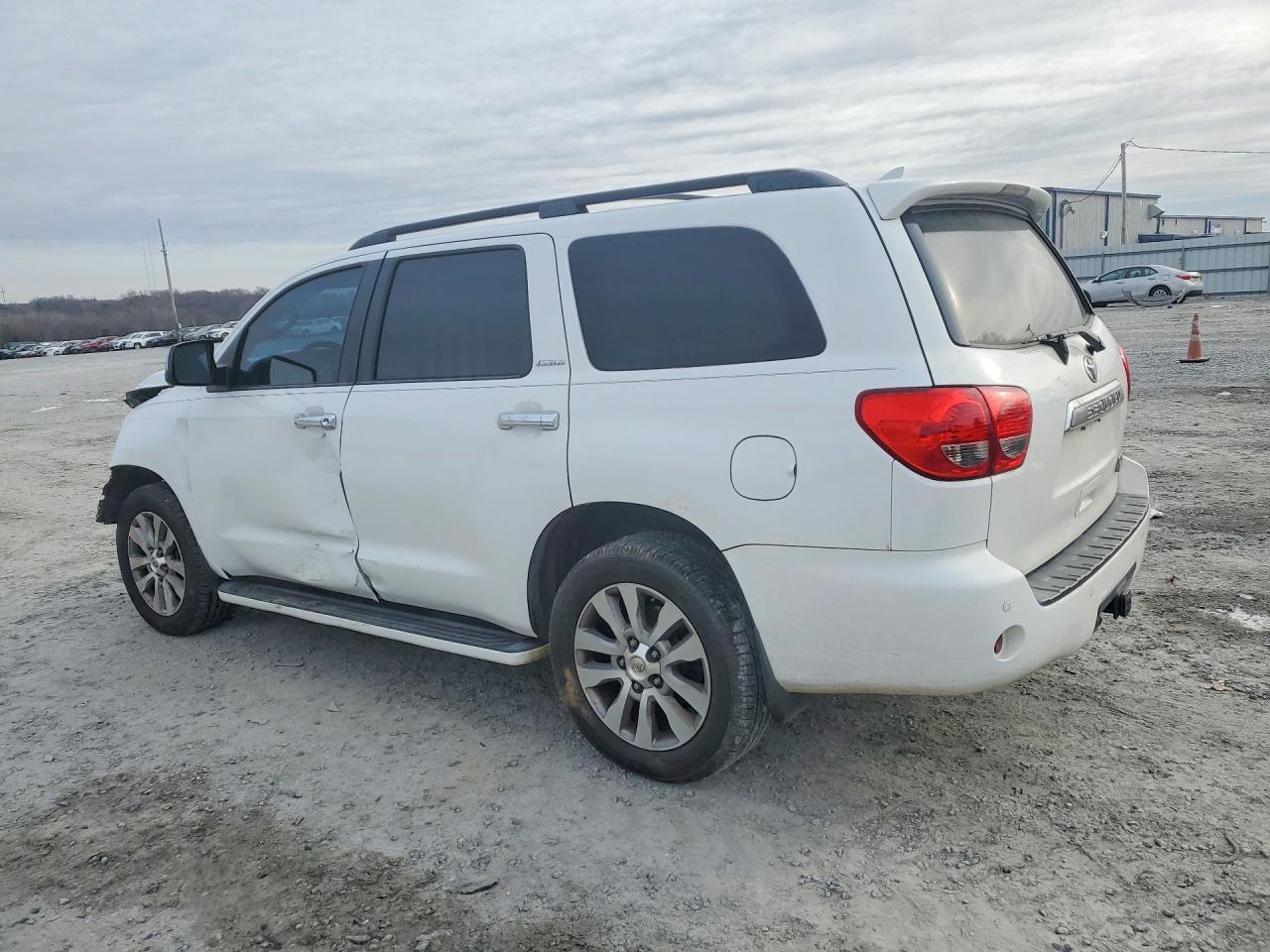2013 Toyota Sequoia Limited - Image 2