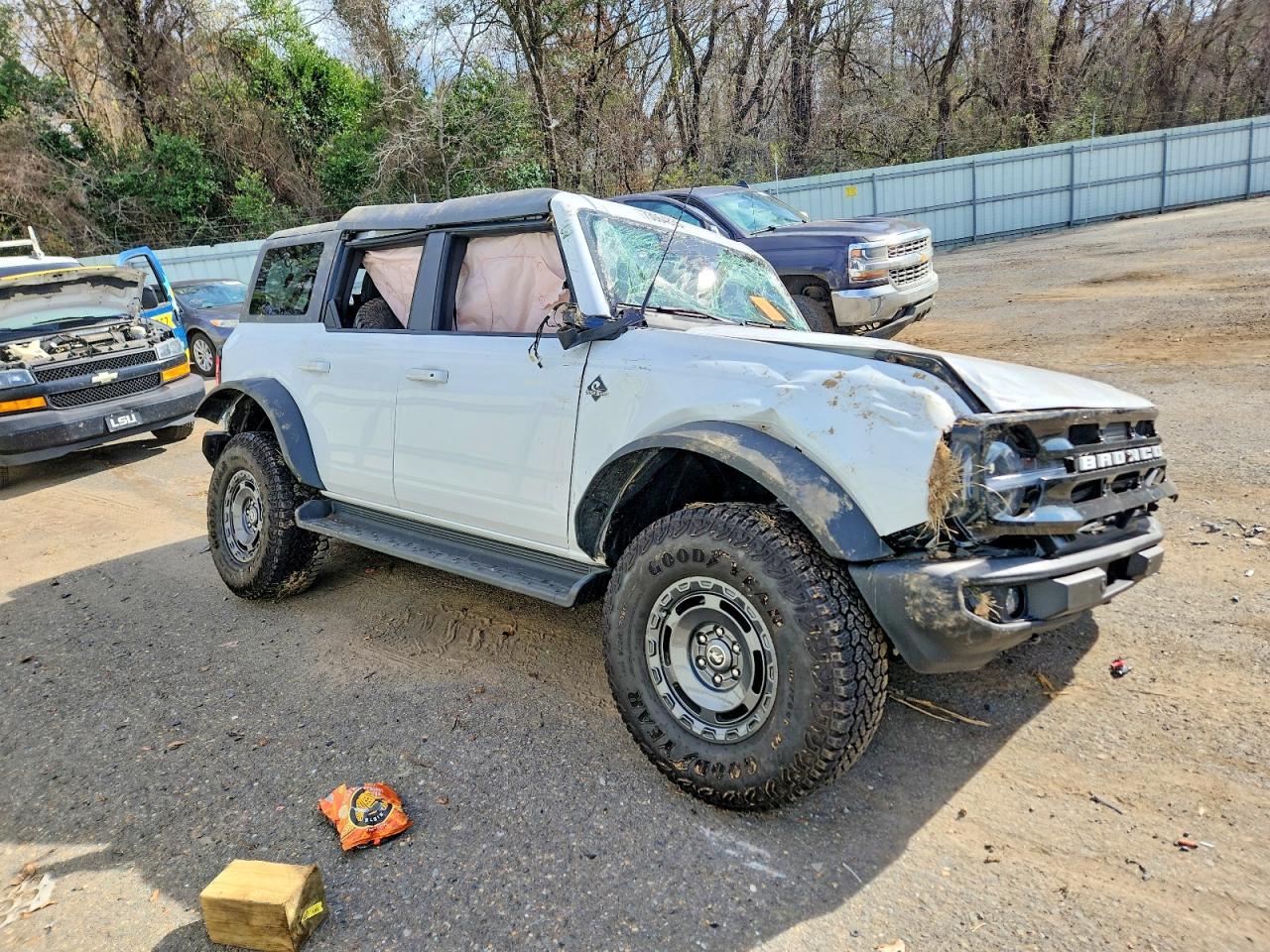 2025 Ford Bronco Outer Banks - Фото 4