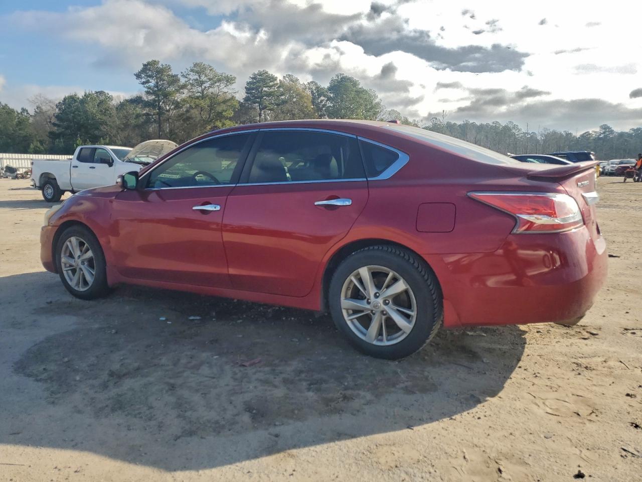 2015 Nissan Altima 2.5 - Фото 2