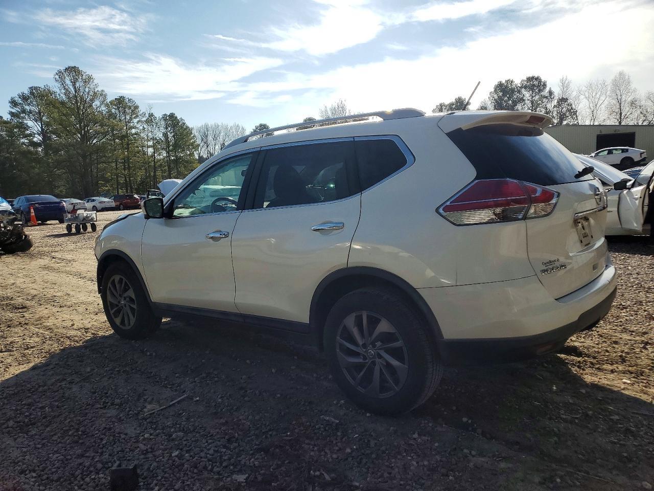 2016 Nissan Rogue S - Фото 2