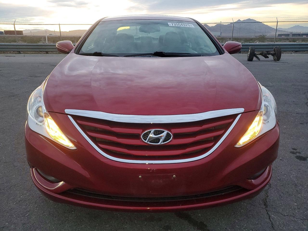 2012 Hyundai Sonata Gls - Image 5