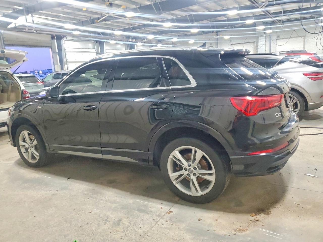 2020 Audi Q3 Premium S Line - Фото 2