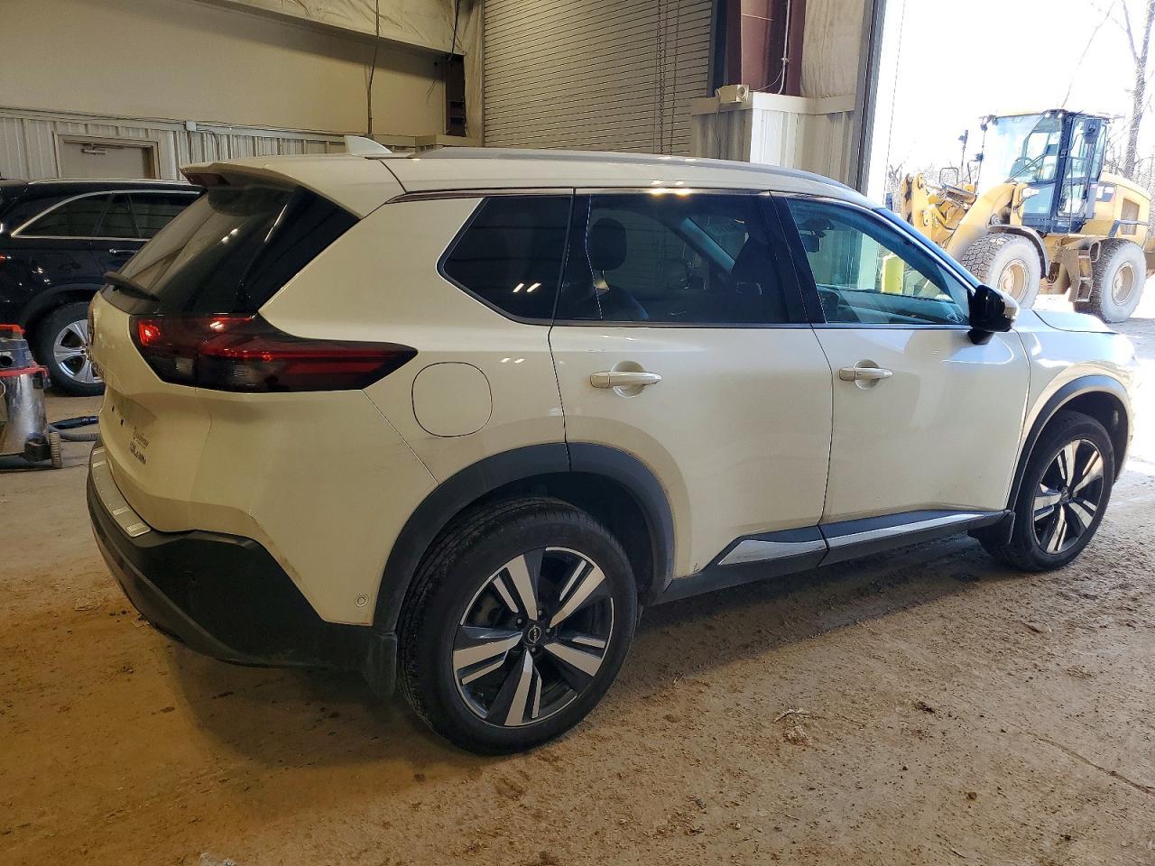 2023 Nissan Rogue Sl - Фото 3