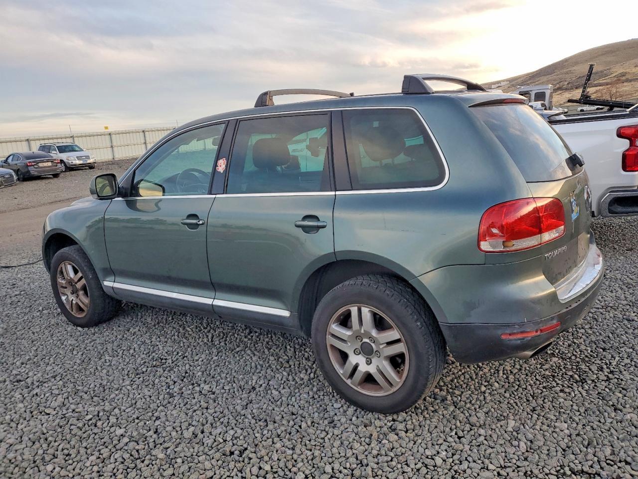 2005 Volkswagen Touareg 4.2 - Image 2