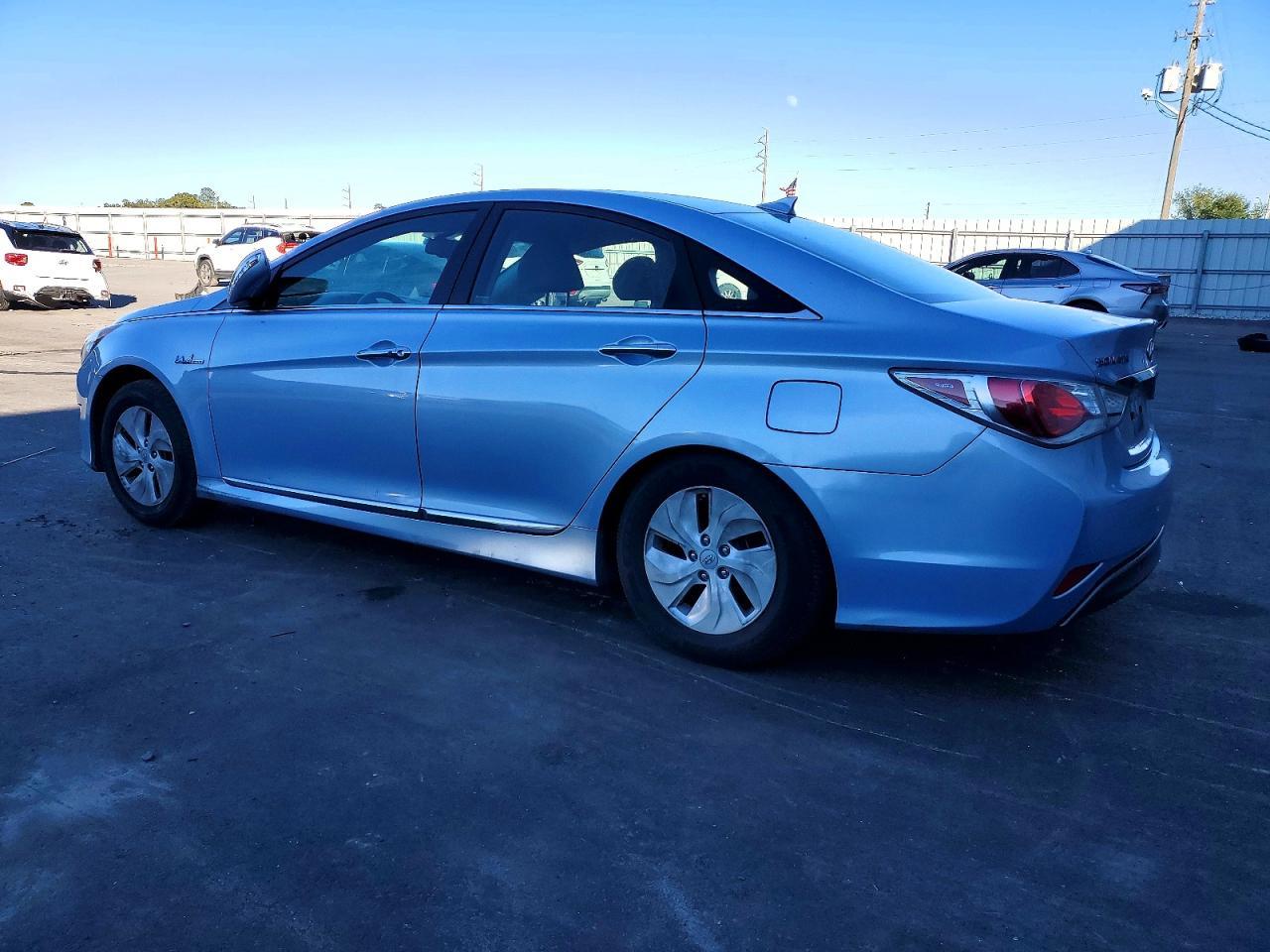 2014 Hyundai Sonata Hybrid - Фото 2