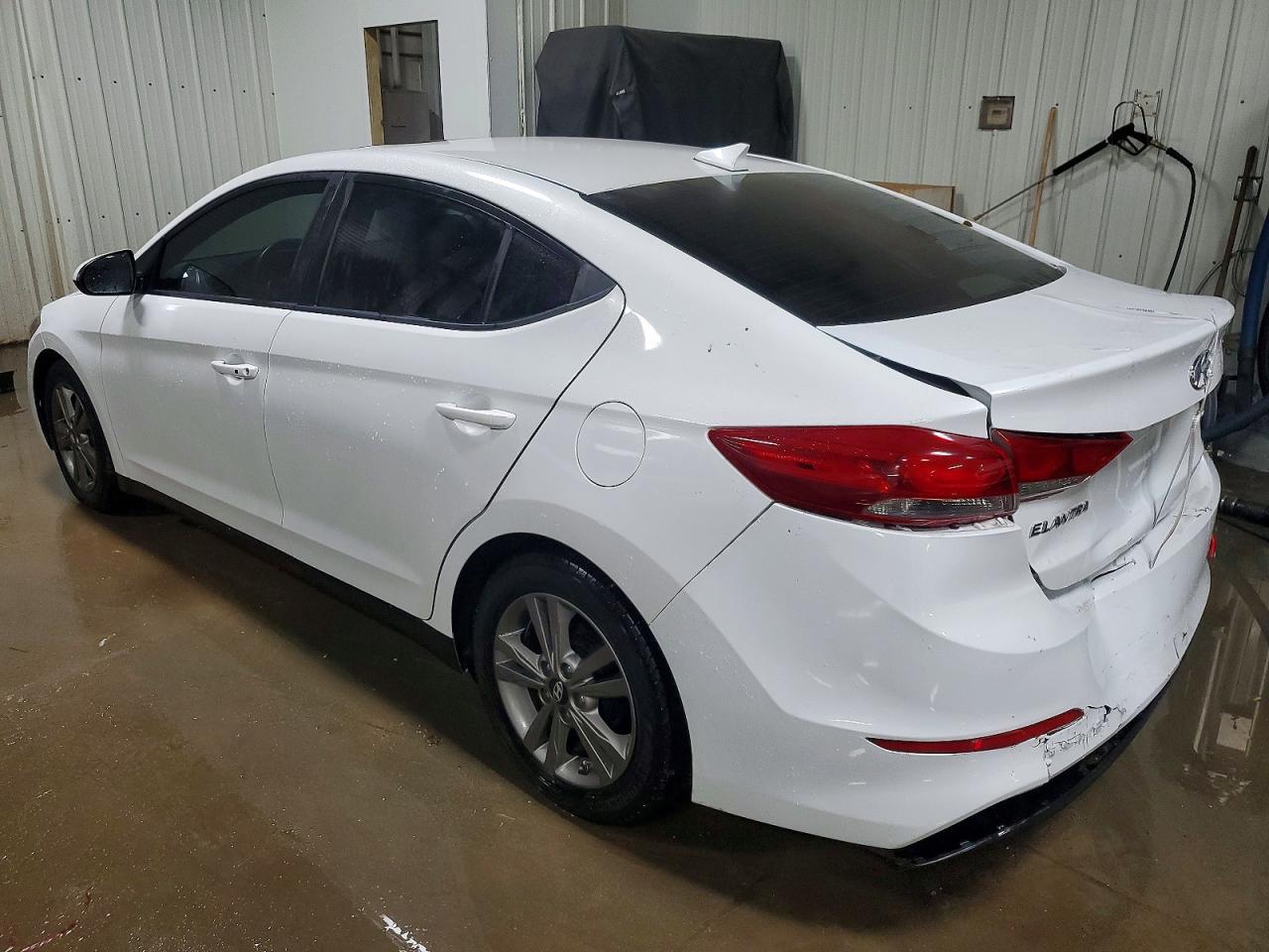 2017 Hyundai Elantra Value Edition - Фото 2