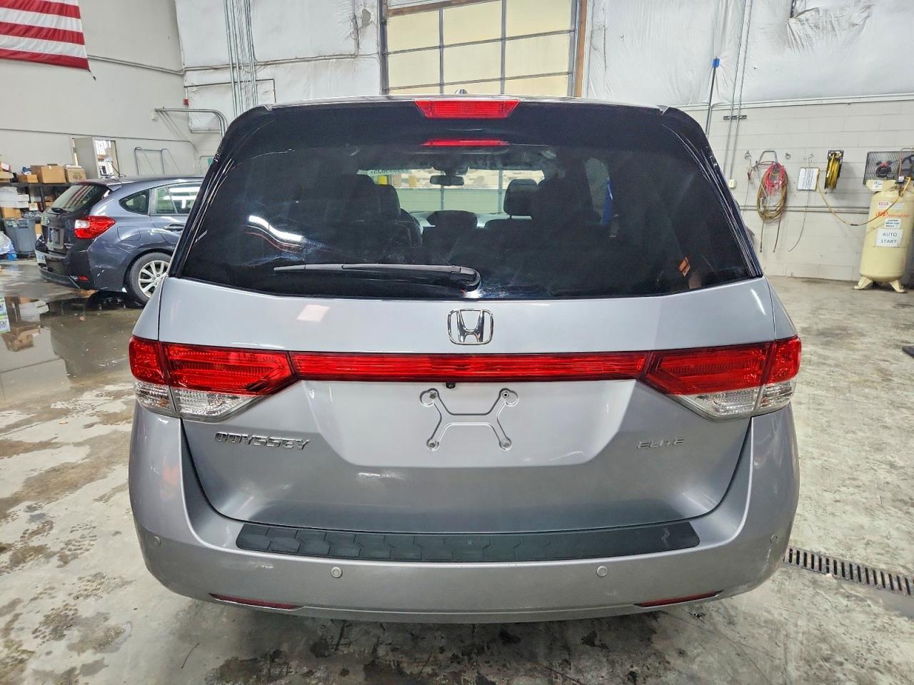 2016 Honda Odyssey Touring - Фото 6