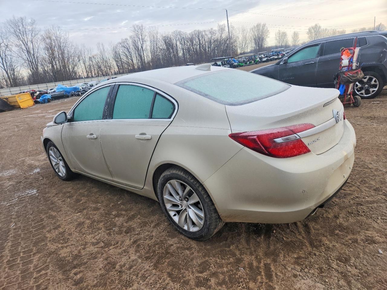 2016 Buick Regal Premium - Image 2