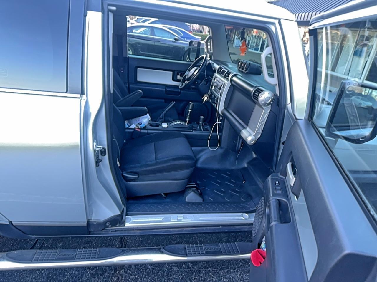 2007 Toyota Fj Cruiser - Image 5