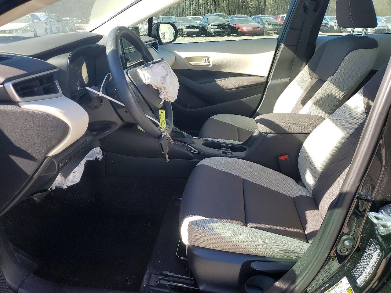 2023 Toyota Corolla Le - Image 7