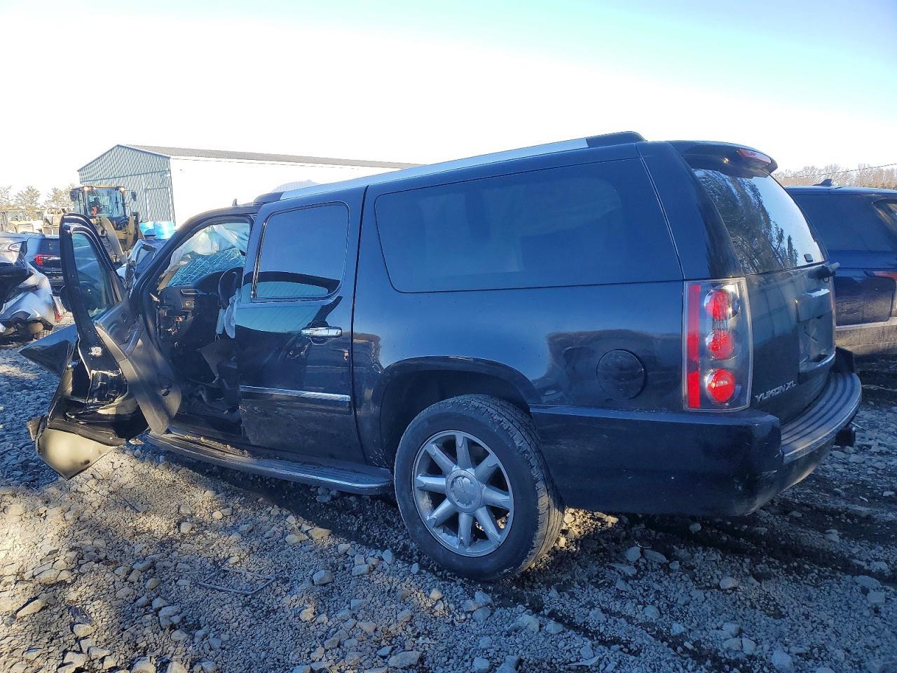 2014 GMC Yukon Xl Denali - Фото 2