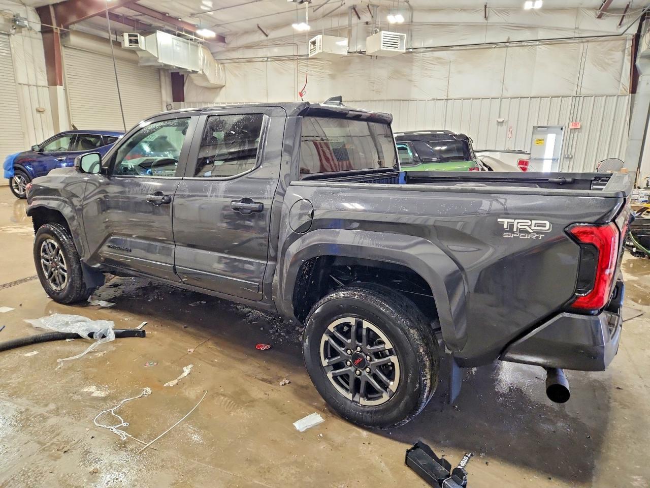2024 Toyota Tacoma Double Cab - Image 2