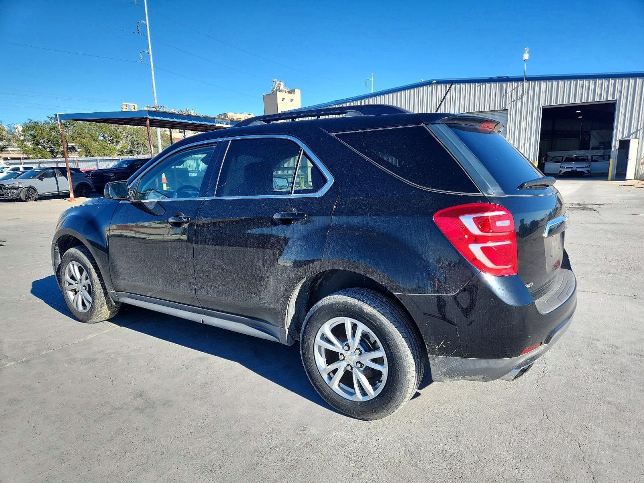 2016 Chevrolet Equinox Lt - Image 2