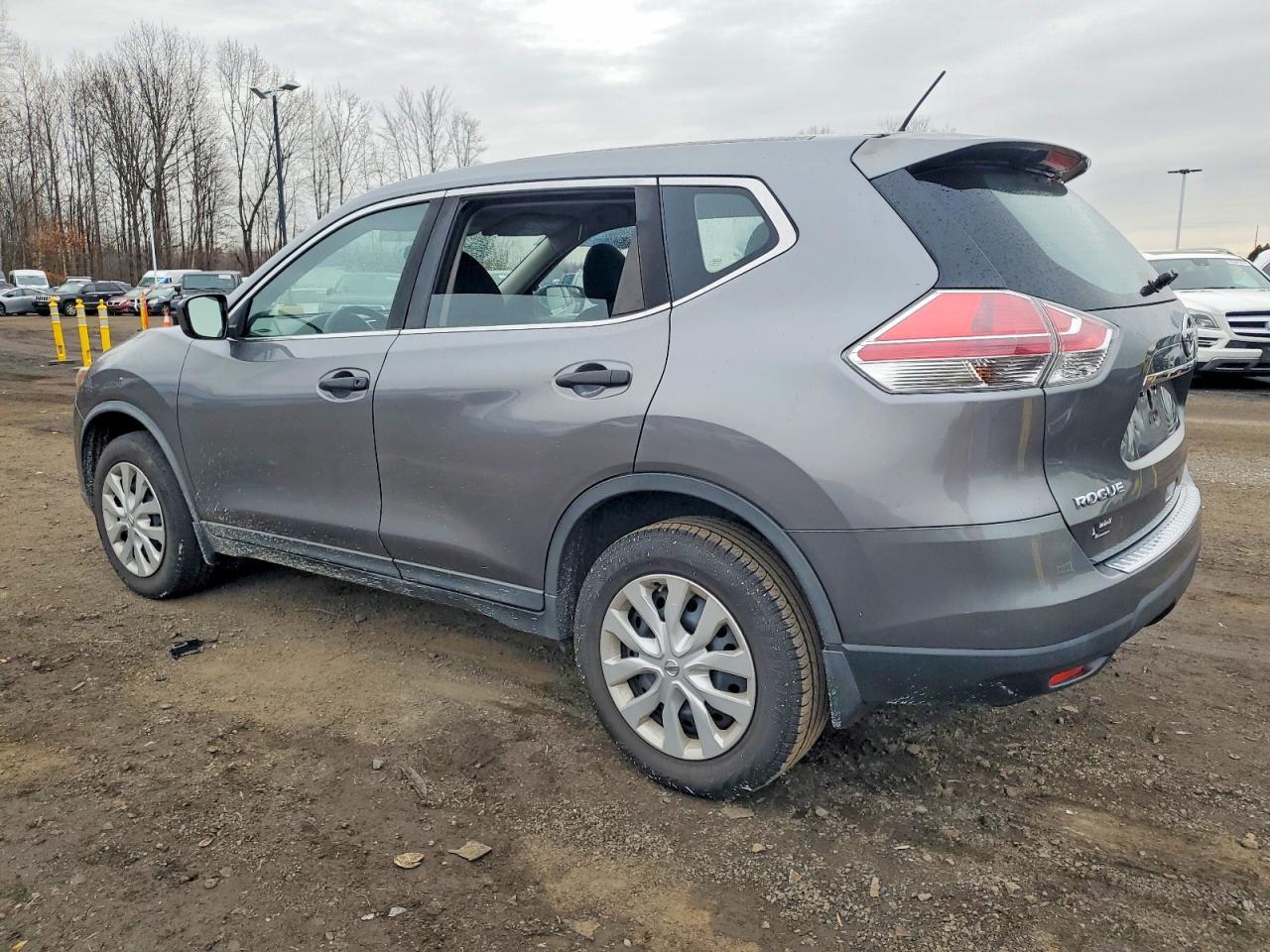 2016 Nissan Rogue S ** R & D * Repo * Bad Brake ** - Фото 2