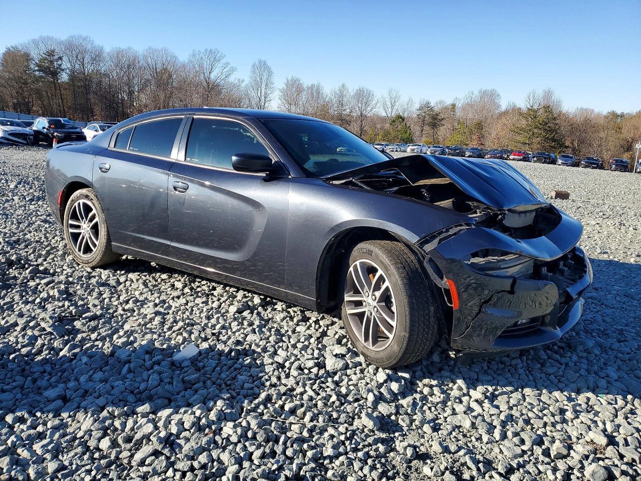 2019 Dodge Charger Sxt - Image 4