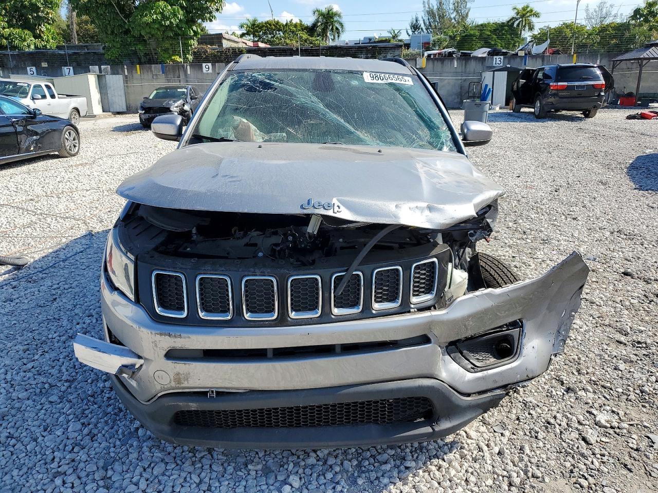 2021 Jeep Compass Latitude - Фото 5