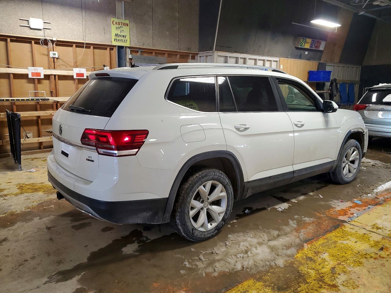 2018 Volkswagen Atlas Se - Фото 3