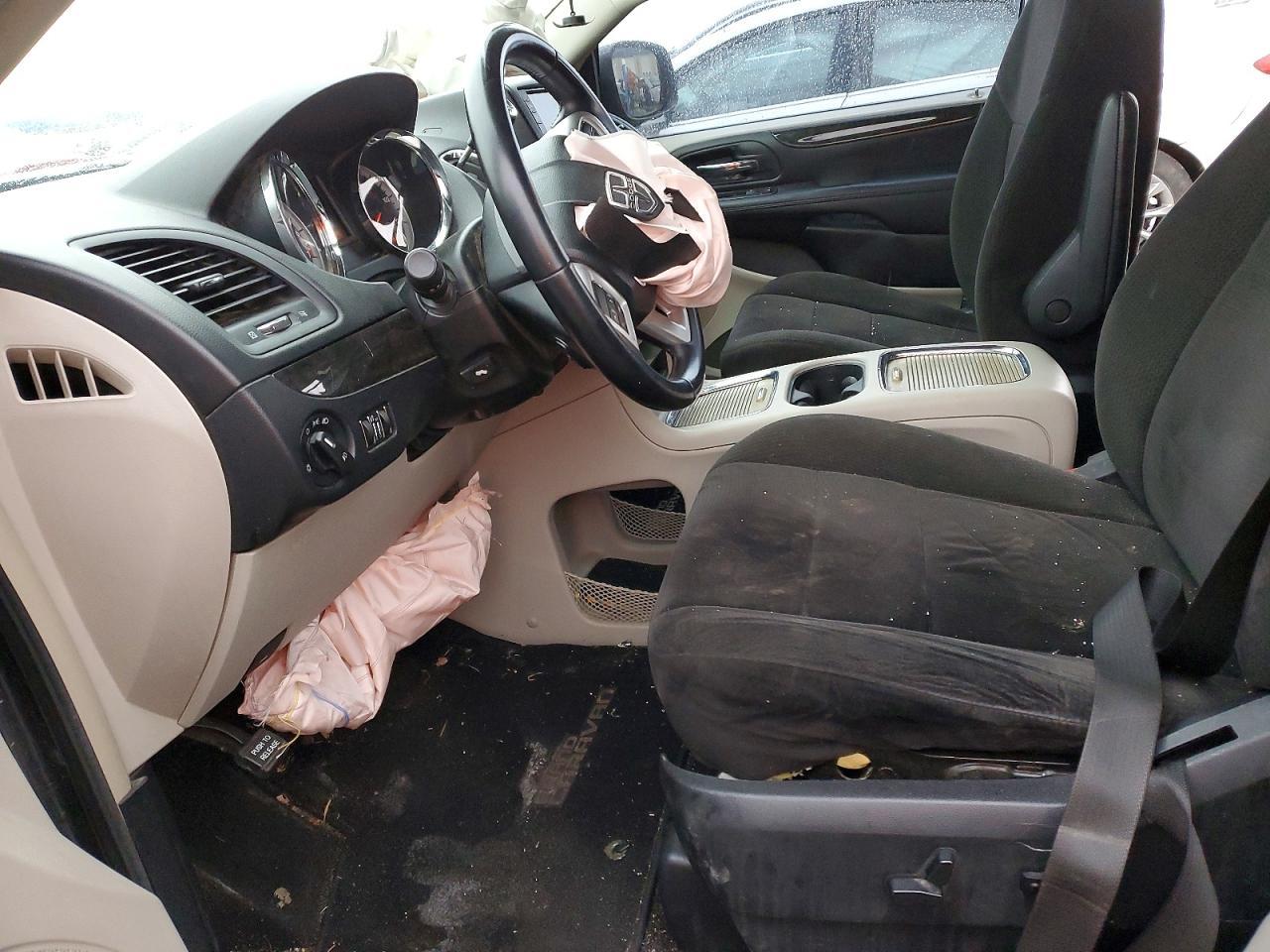 2012 Dodge Grand Caravan Crew - Image 7