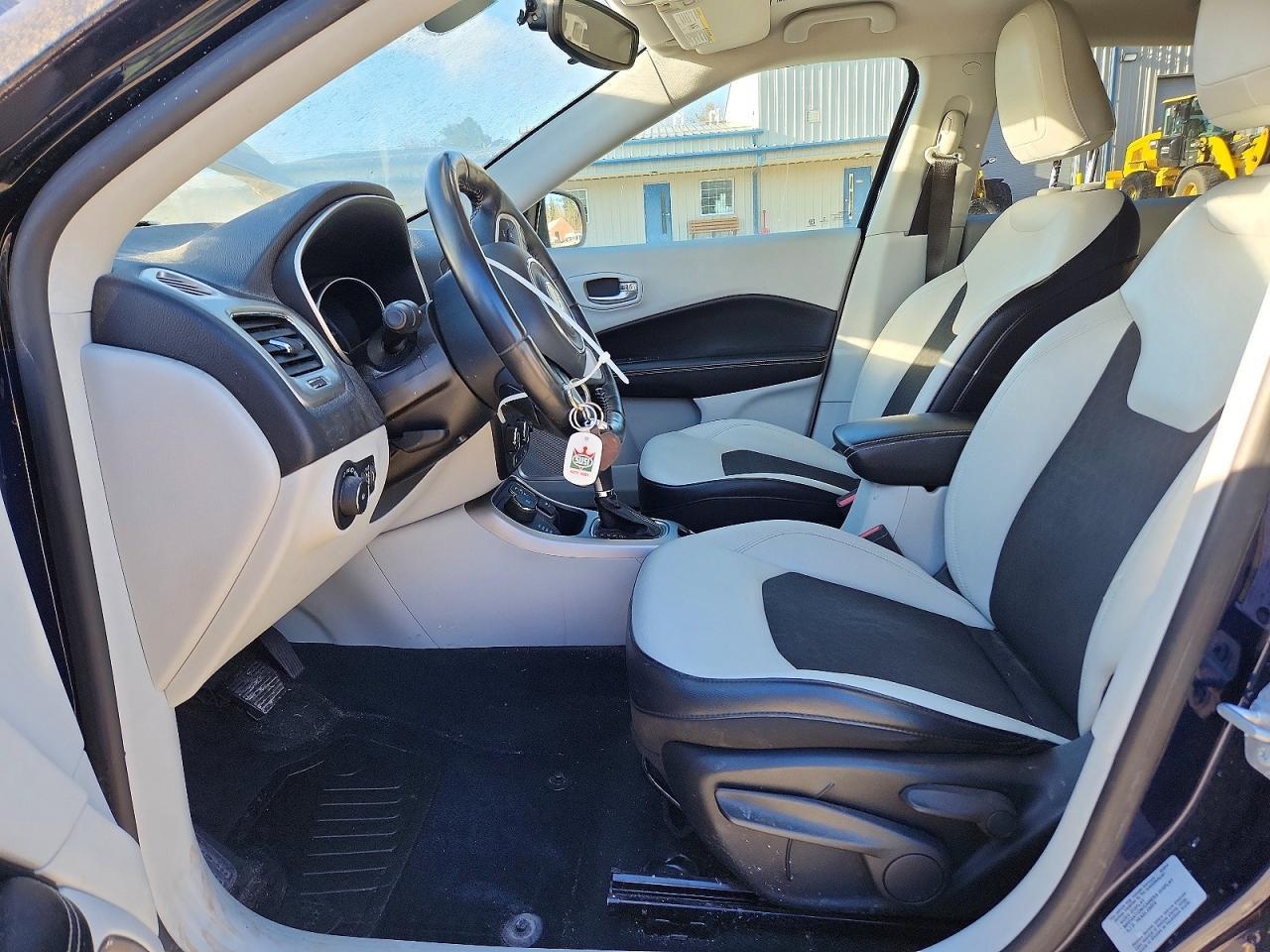 2018 Jeep Compass Latitude - Image 7