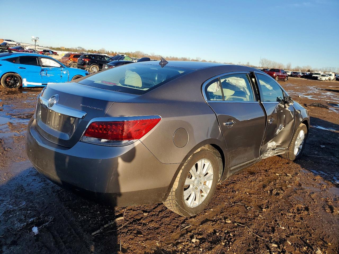 2010 Buick Lacrosse Cx - Image 3