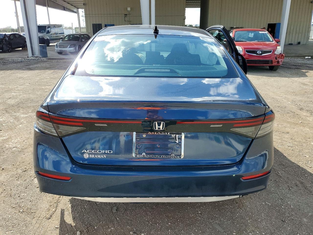 2025 Honda Accord Se - Фото 6