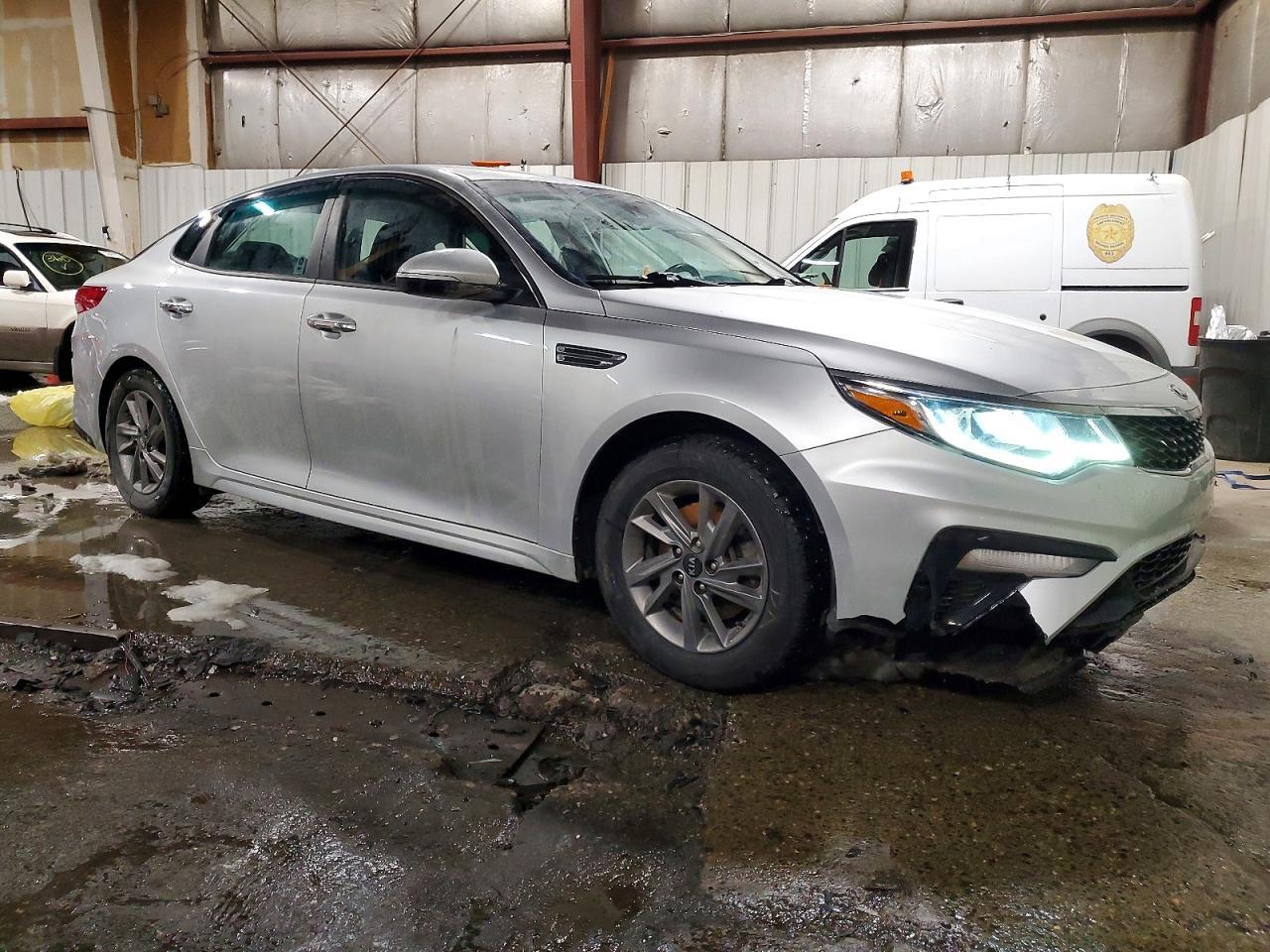 2020 Kia Optima Lx - Фото 4