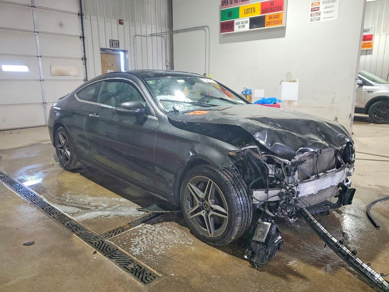 2019 Mercedes-Benz C 300 4Matic - Фото 4