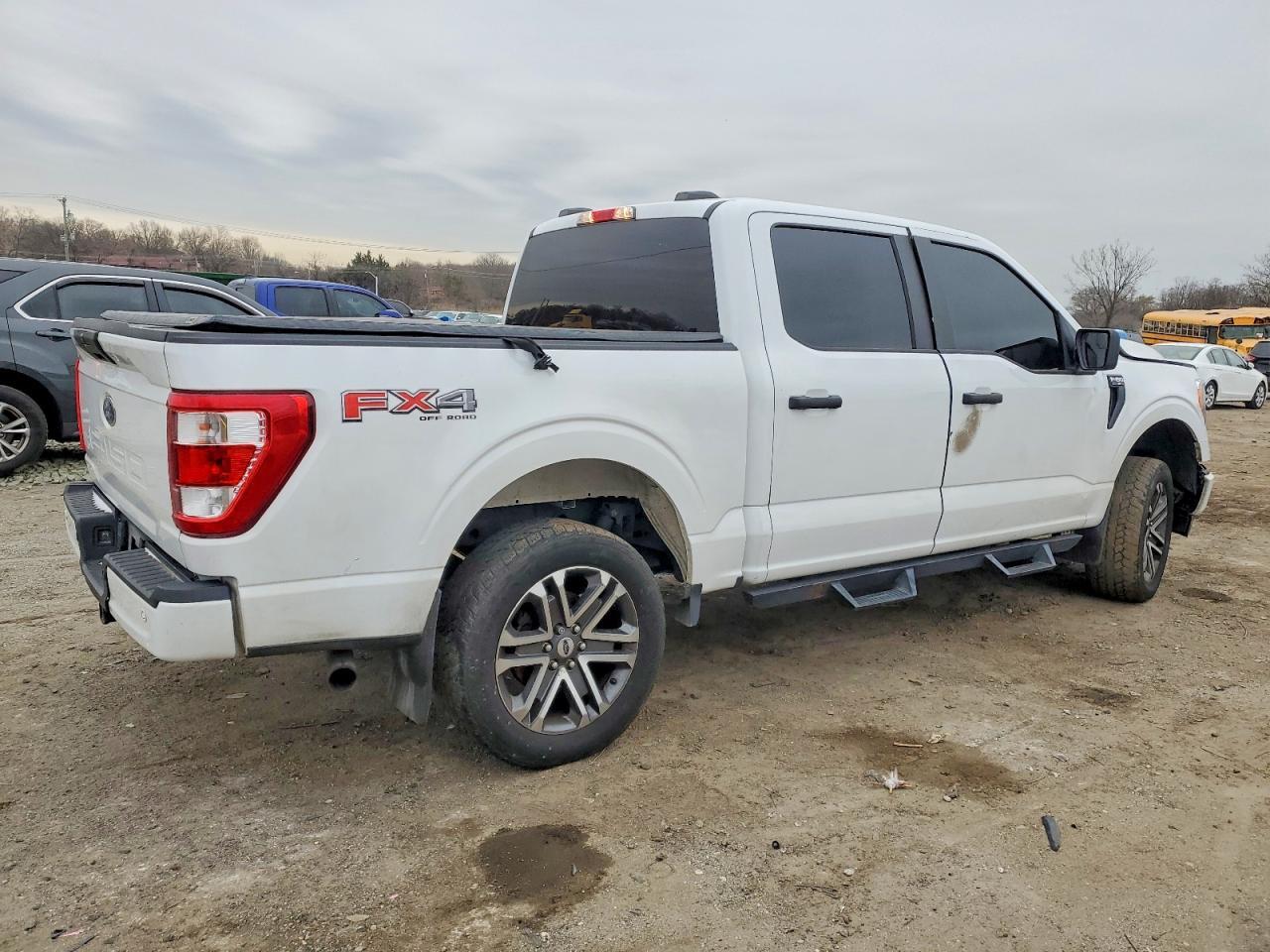 2022 Ford F150 Supercrew - Фото 3