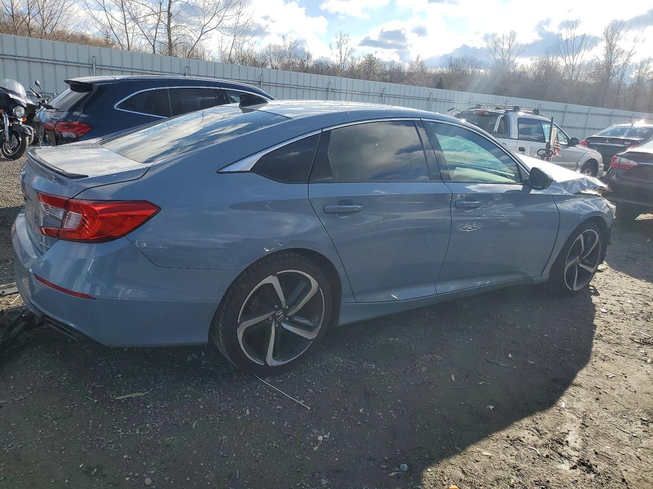 2022 Honda Accord Sport - Фото 3