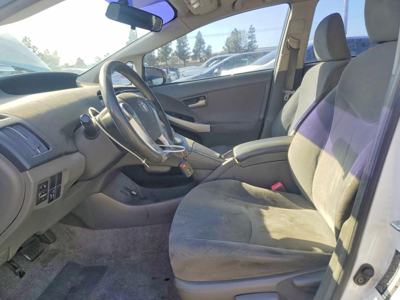 2010 Toyota Prius - Фото 7