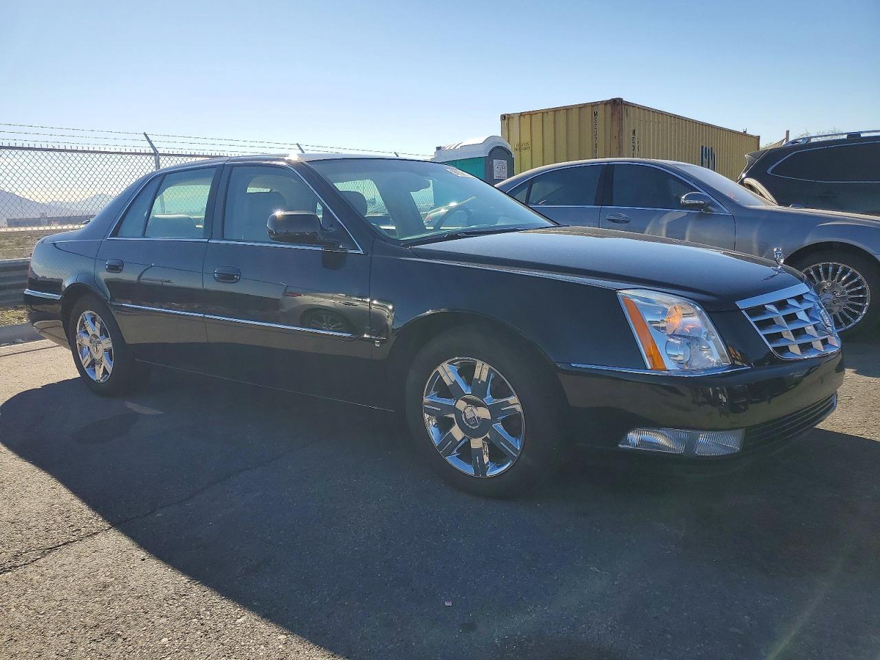 2006 Cadillac Dts - Image 4