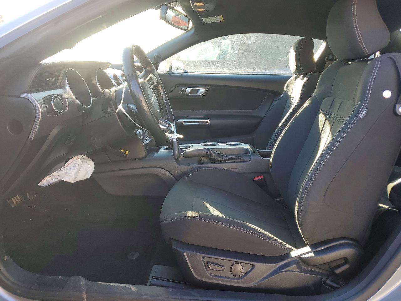 2020 Ford Mustang - Image 7
