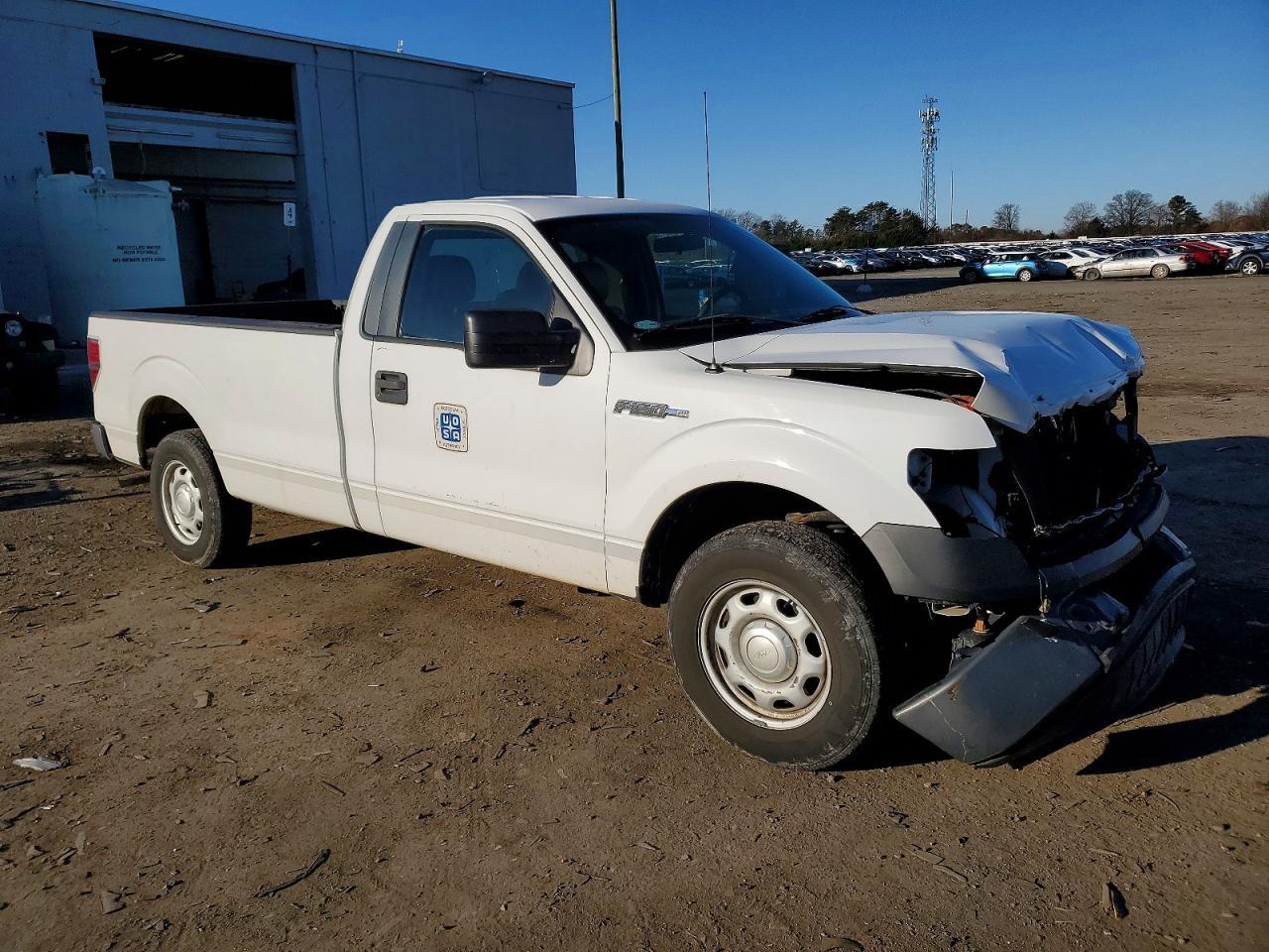 2014 Ford F150 - Фото 4