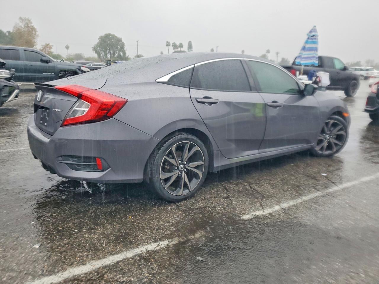 2019 Honda Civic Sport - Image 3