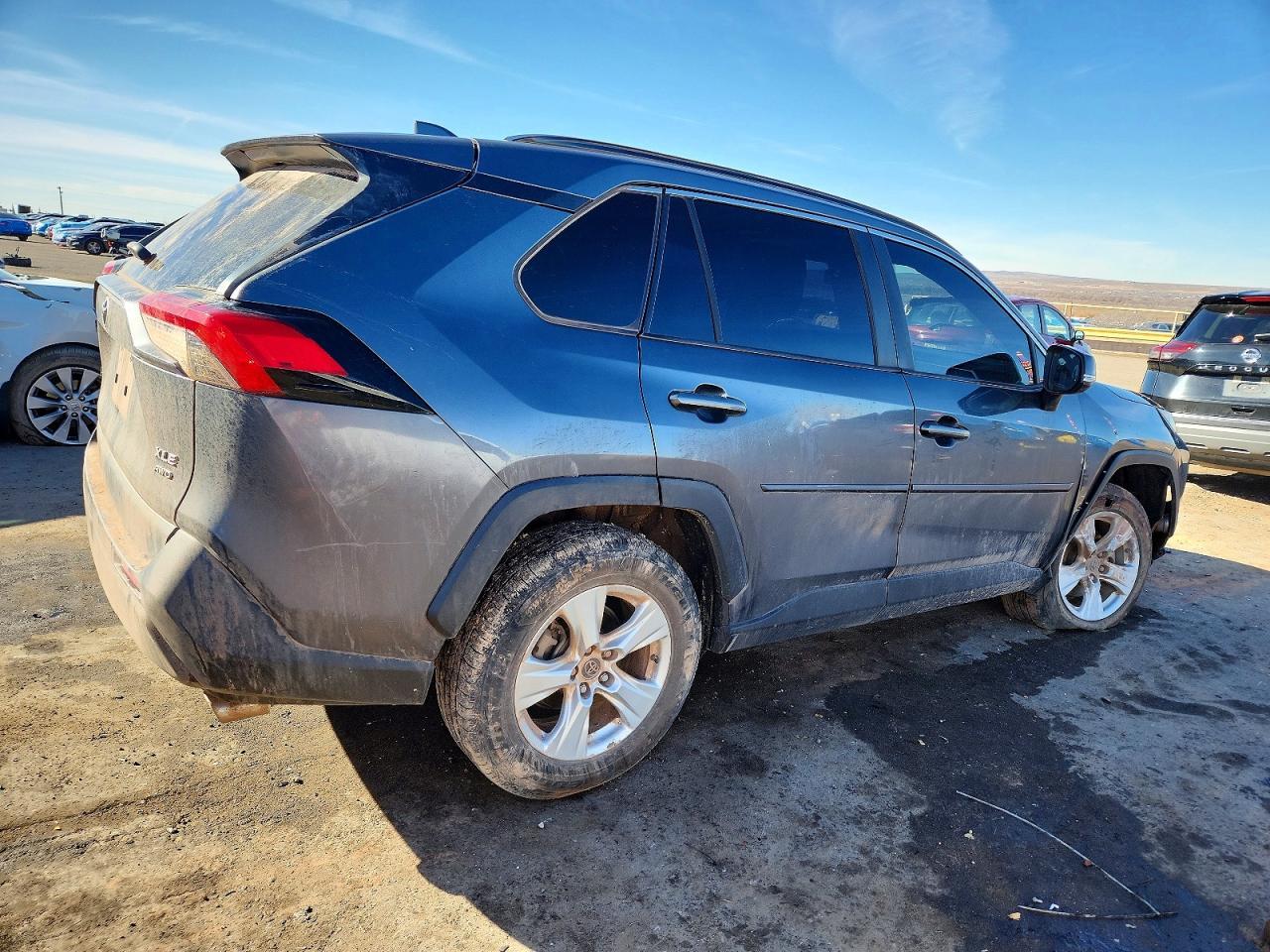 2019 Toyota Rav4 Xle - Image 3