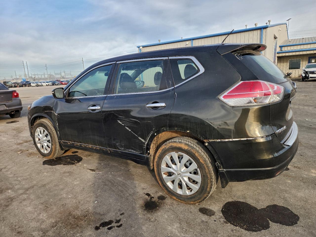 2015 Nissan Rogue S - Image 2