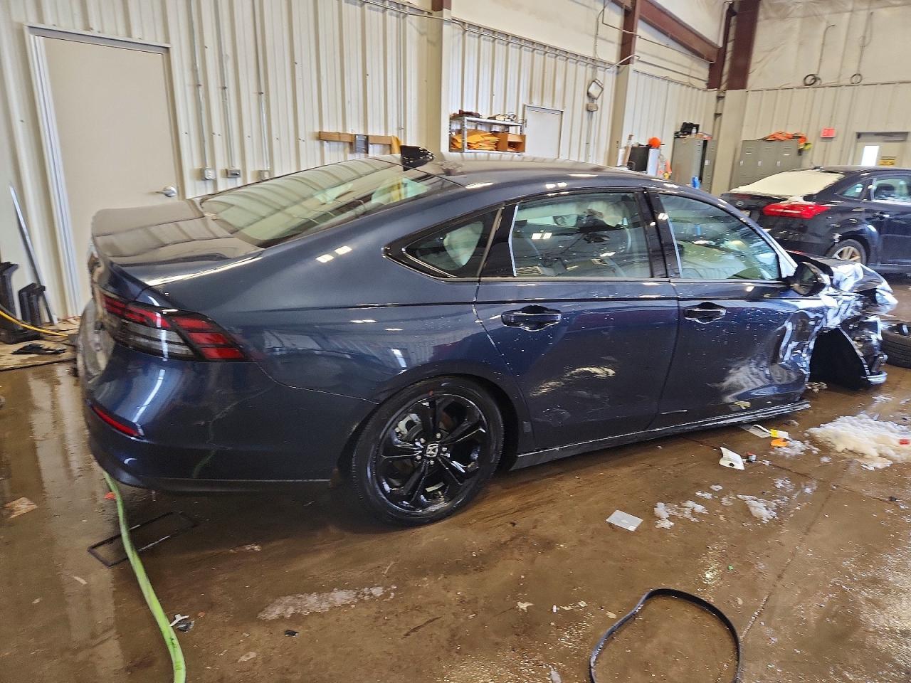 2025 Honda Accord Se - Фото 3