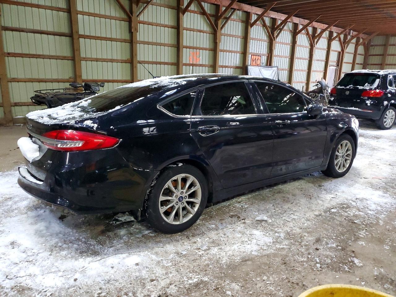 2017 Ford Fusion Se - Фото 3