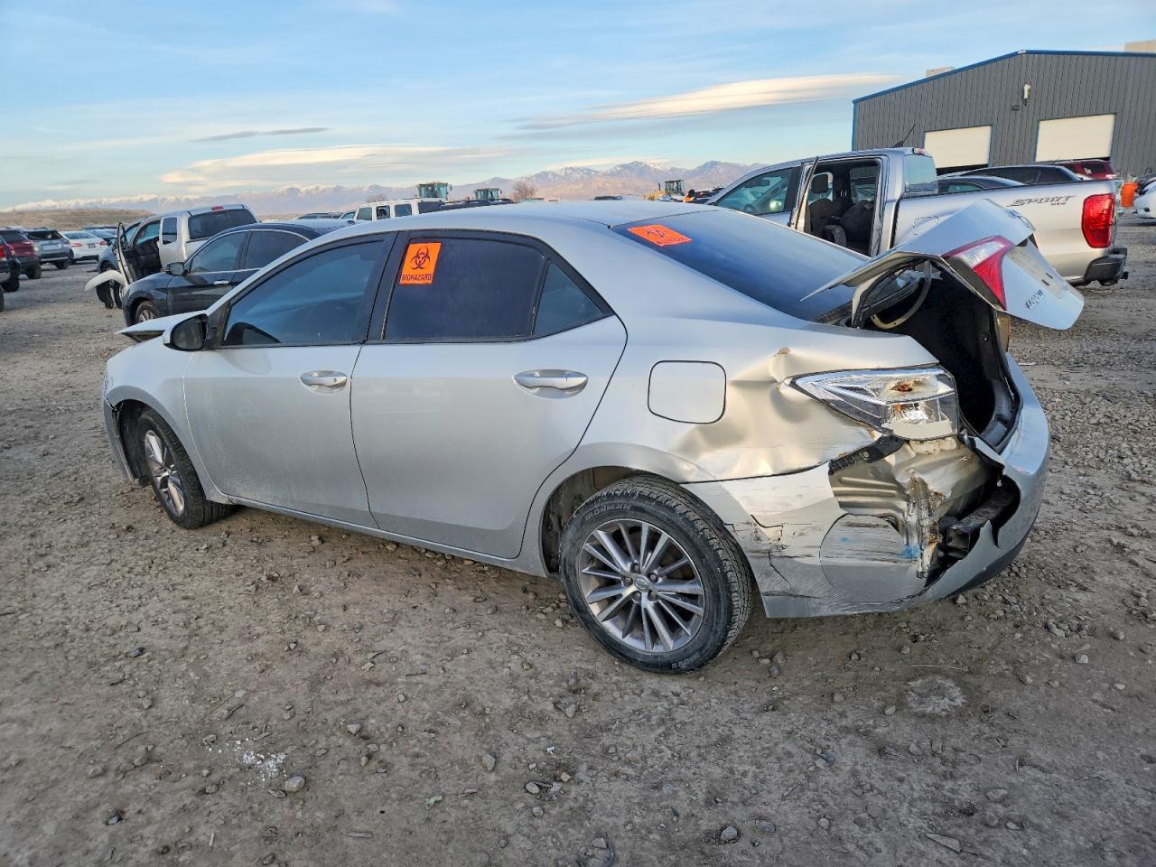 2014 Toyota Corolla L - Фото 2
