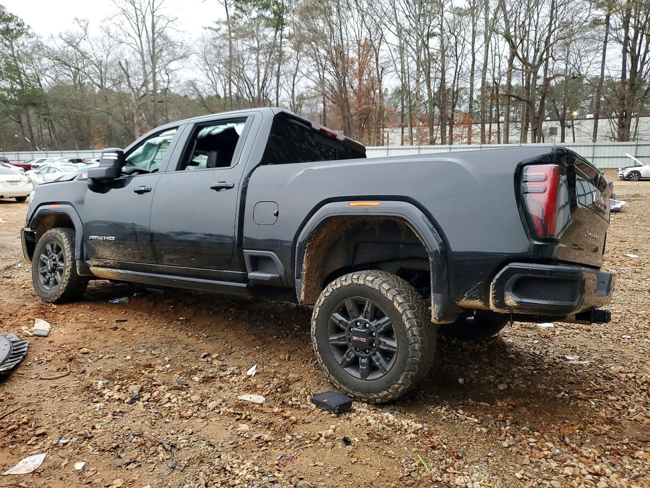 2024 GMC Sierra K2500 At4 - Фото 2