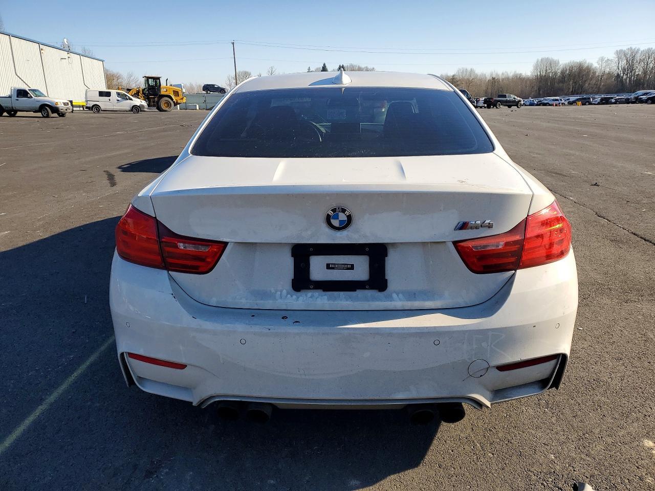 2015 BMW M4 - Image 6