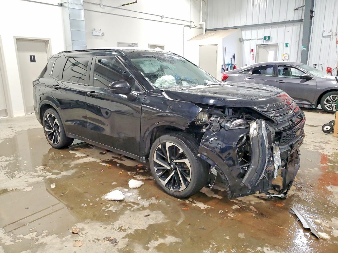 2022 Mitsubishi Outlander Se - Фото 4