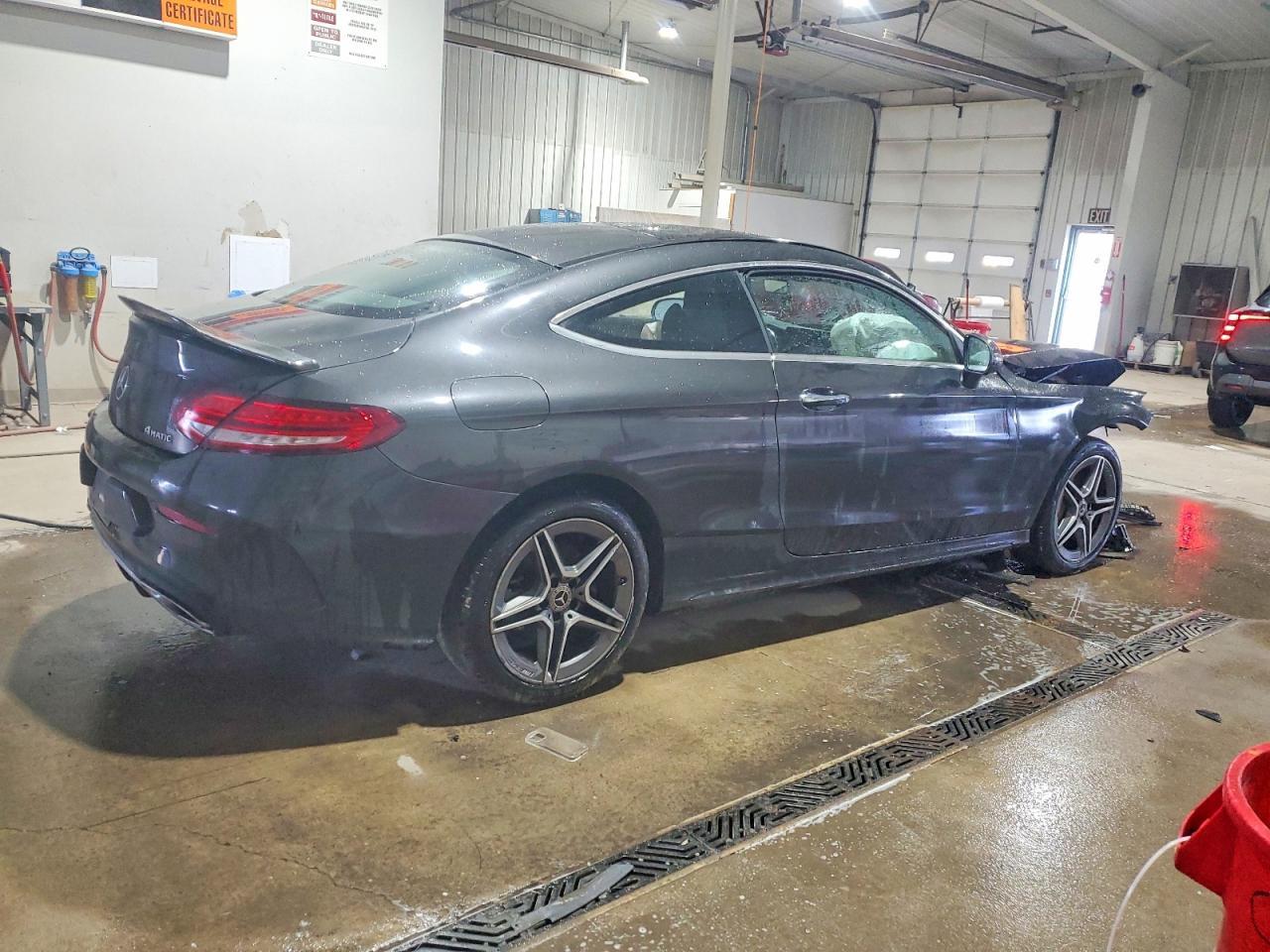 2019 Mercedes-Benz C 300 4Matic - Фото 3