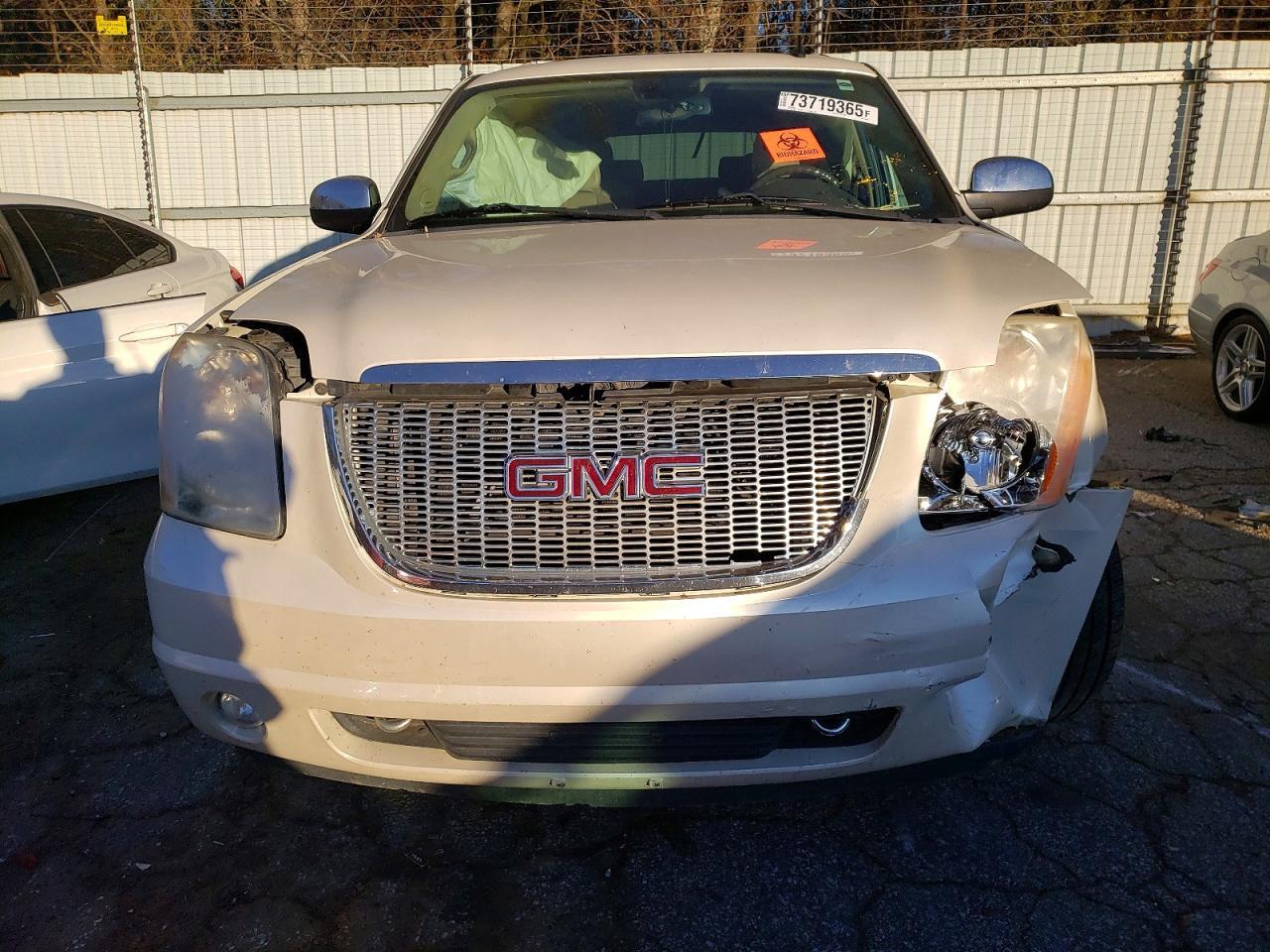 2008 GMC Yukon Xl K1500 - Image 5