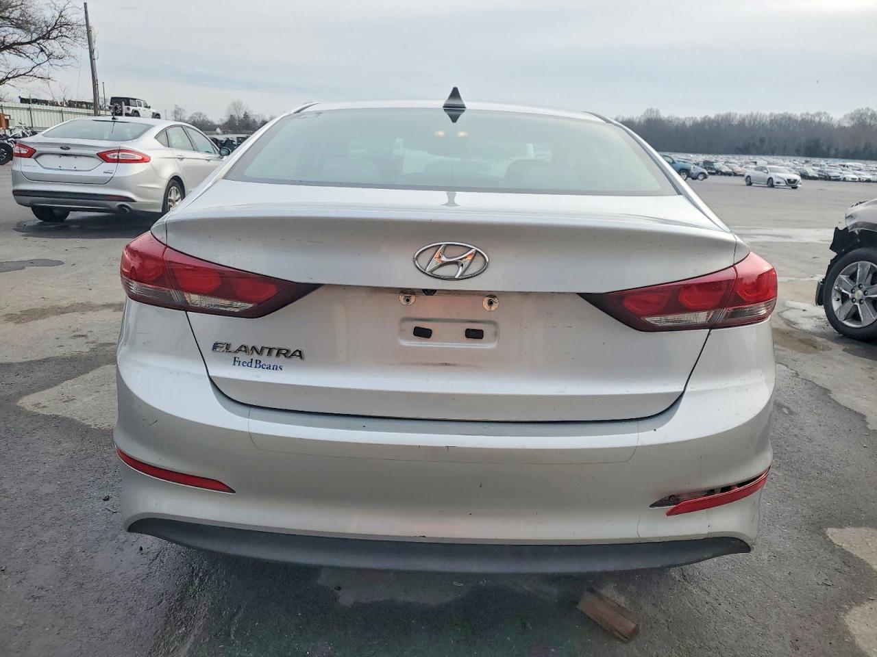 2017 Hyundai Elantra Se - Фото 6