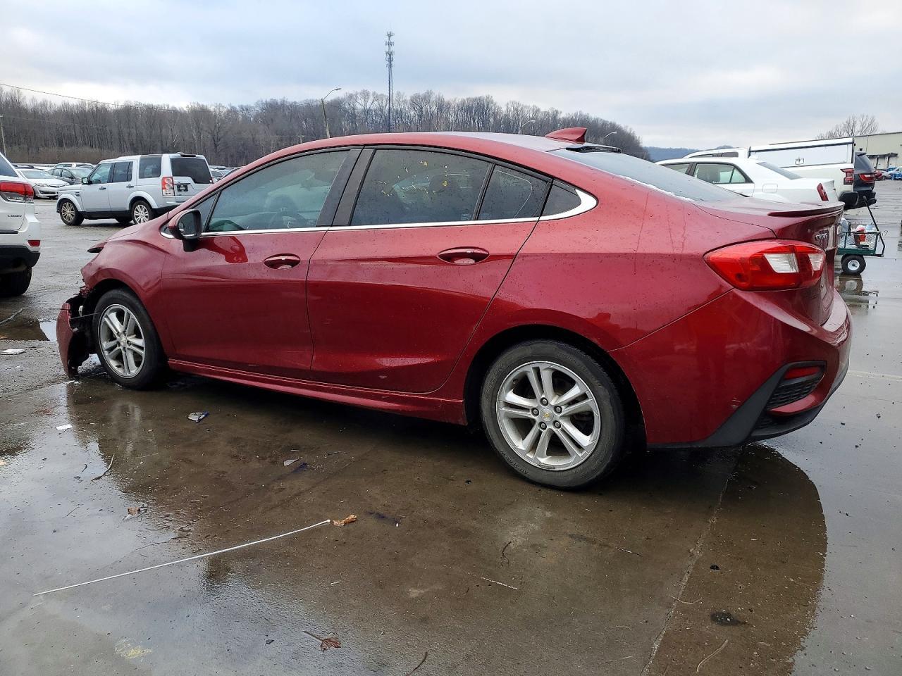 2017 Chevrolet Cruze Lt - Фото 2