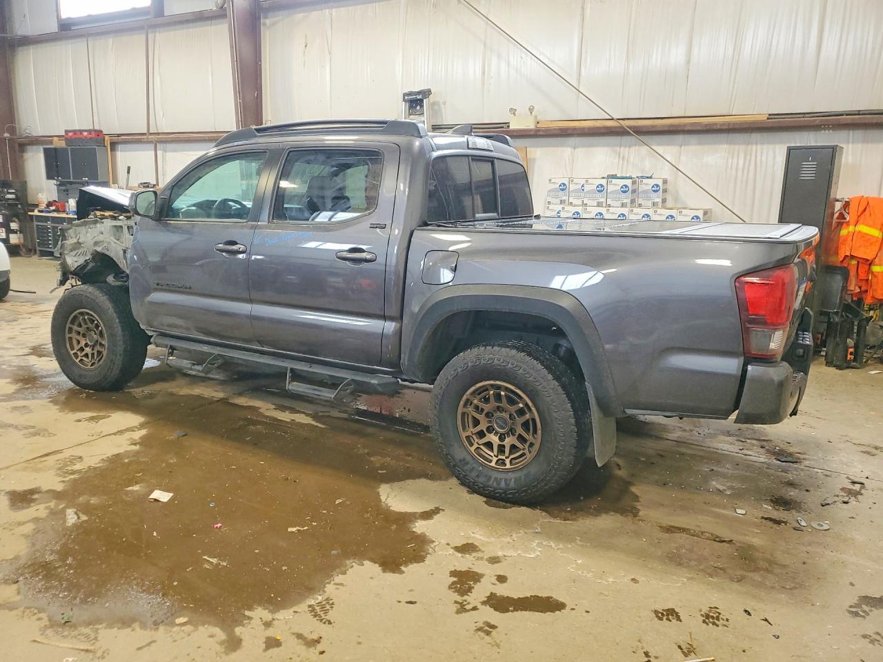 2023 Toyota Tacoma Double Cab - Фото 2