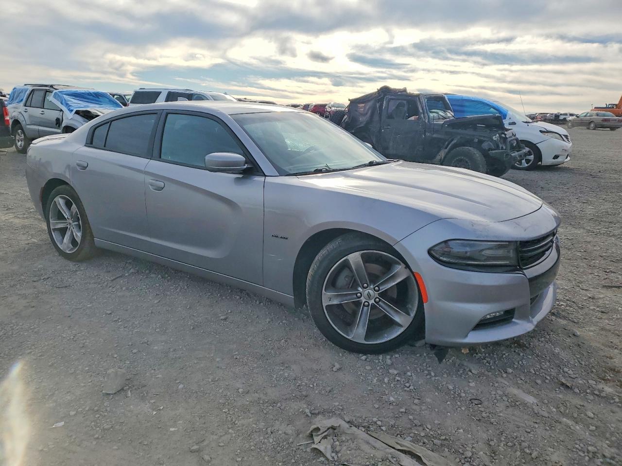 2018 Dodge Charger R - Фото 4
